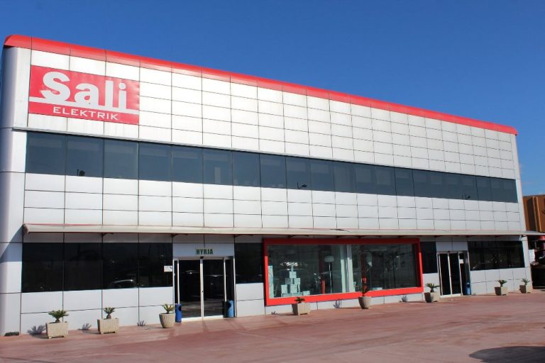 sali elektrik foto pershkrimi 2019 768x512