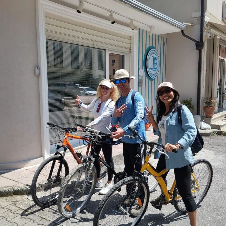 446598949 7713675205378274 546181564425513240 n 768x768